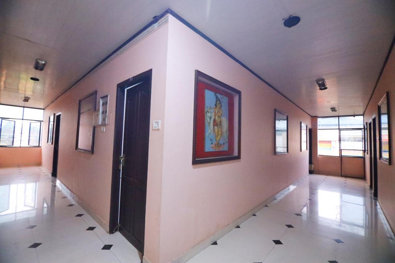 Ramanilayam Tourist Home Ambalapulai Exterior foto